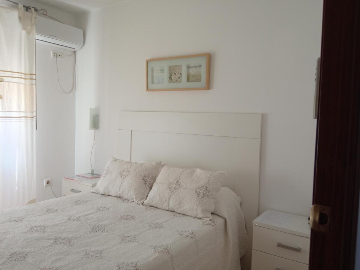 Habitaciones Individuales En Apartamento Compartido Siviglia Esterno foto