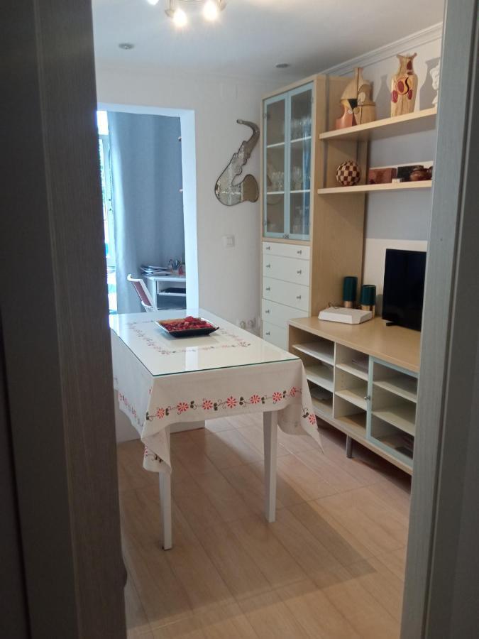 Habitaciones Individuales En Apartamento Compartido Siviglia Esterno foto